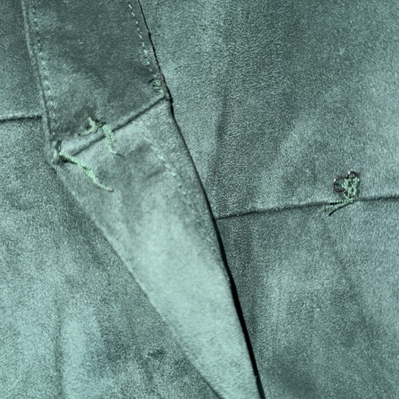 ZARA GREEN FAUX SUEDE VNECK GOLD BELT ROMPER SMALL - Picture 5 of 6